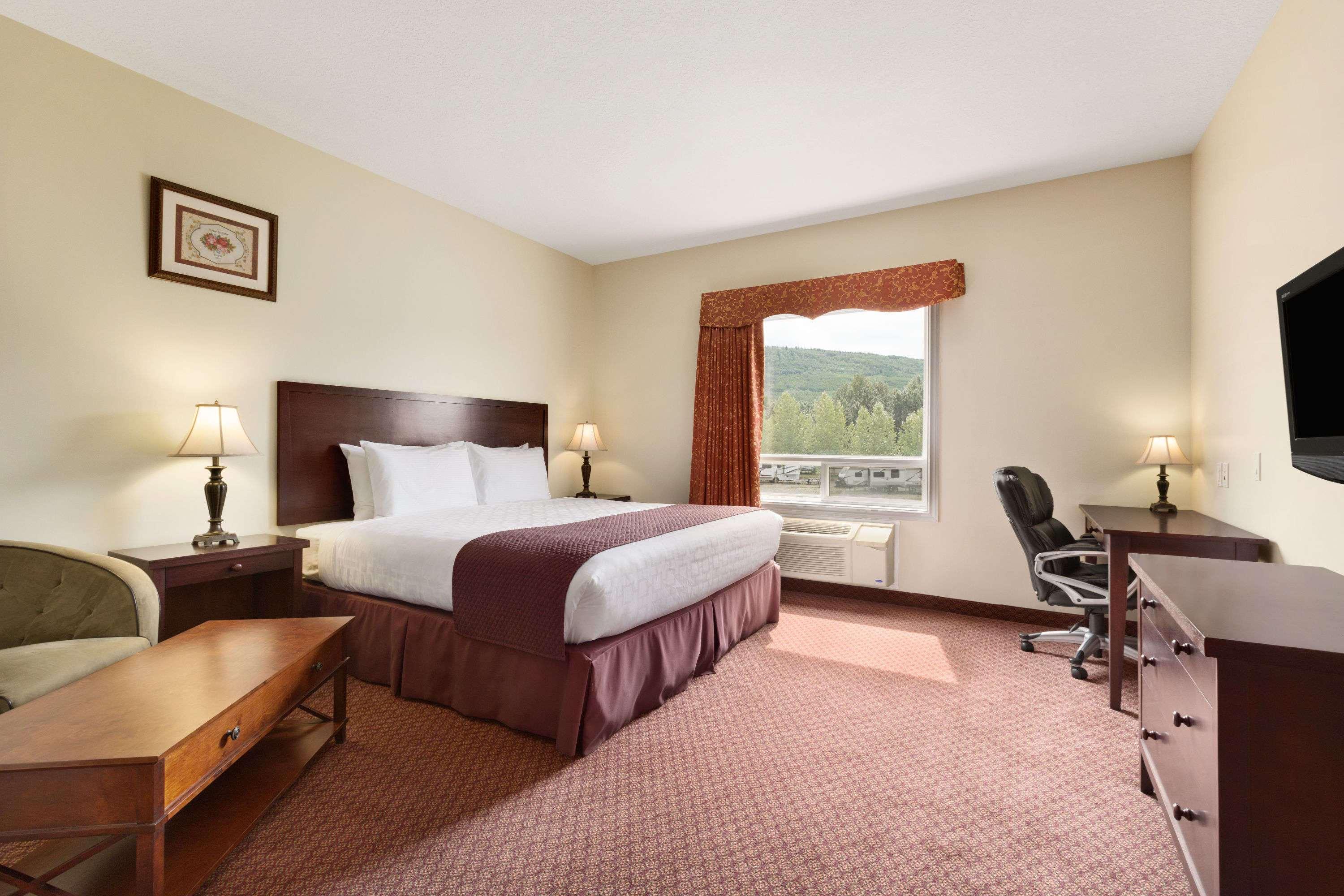 Days Inn By Wyndham Chetwynd Exterior foto